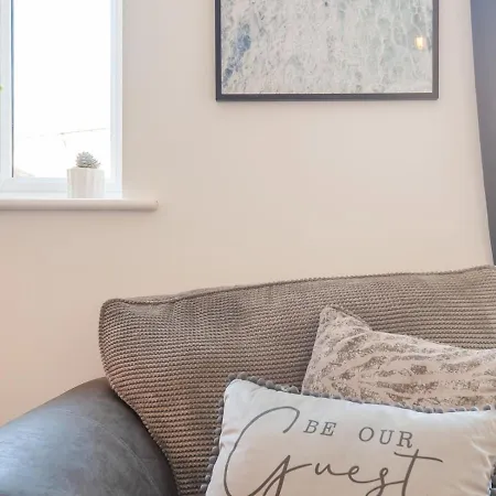 Holiday home Pass The Keys Bramhope Haven - New Next To Golden Acre Park Leeds (West Yorkshire)