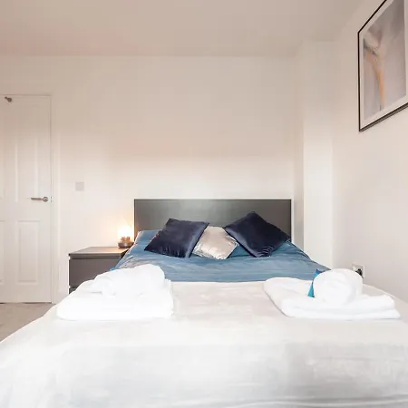 Bramhope Haven - New Next To Golden Acre Park - Pass The Keys 利兹