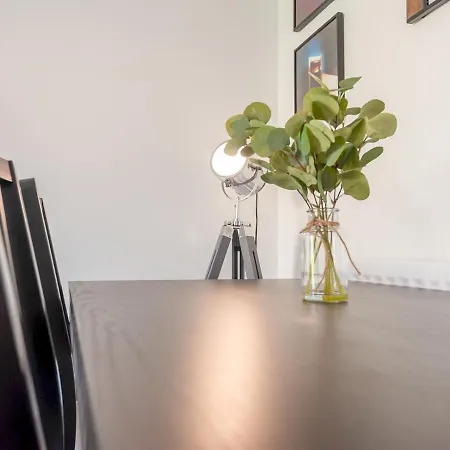 Bramhope Haven - New Next To Golden Acre Park - Pass The Keys