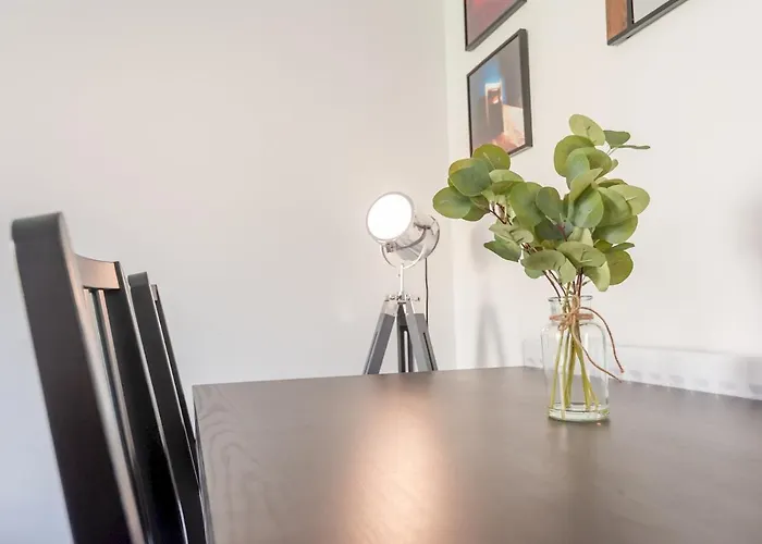 Semesterbostad Bramhope Haven - New Next To Golden Acre Park - Pass The Keys *